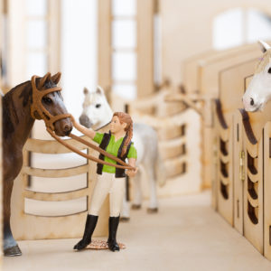 M Wooden Horse stable OLA 12 stands set plus accessories Schleich, Collecta 